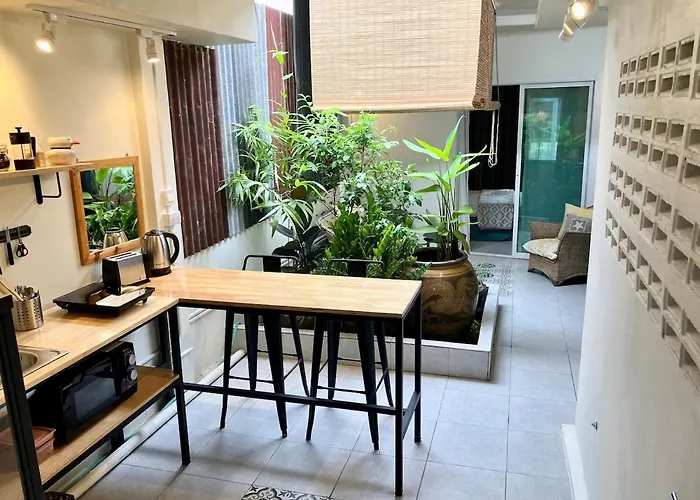 Bali Style Rooftop Apartment